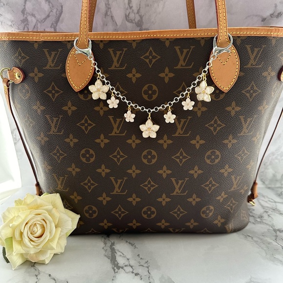 Handmade Bag Charm. For Designer/Luxury Bags.(Displayed on bag for reference) - Picture 1 of 12